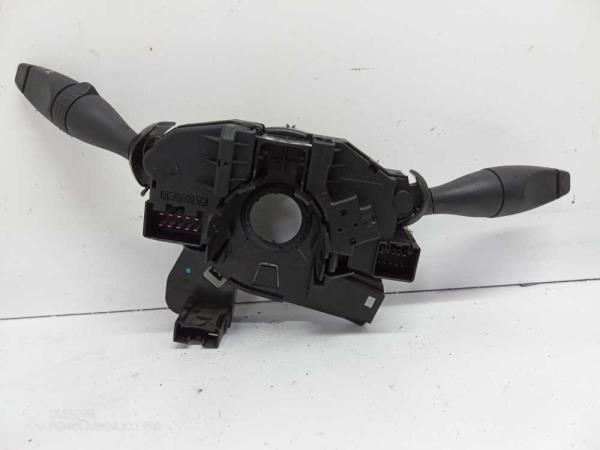 COMMODO FORD FUSION/ FIESTA - Vue 3